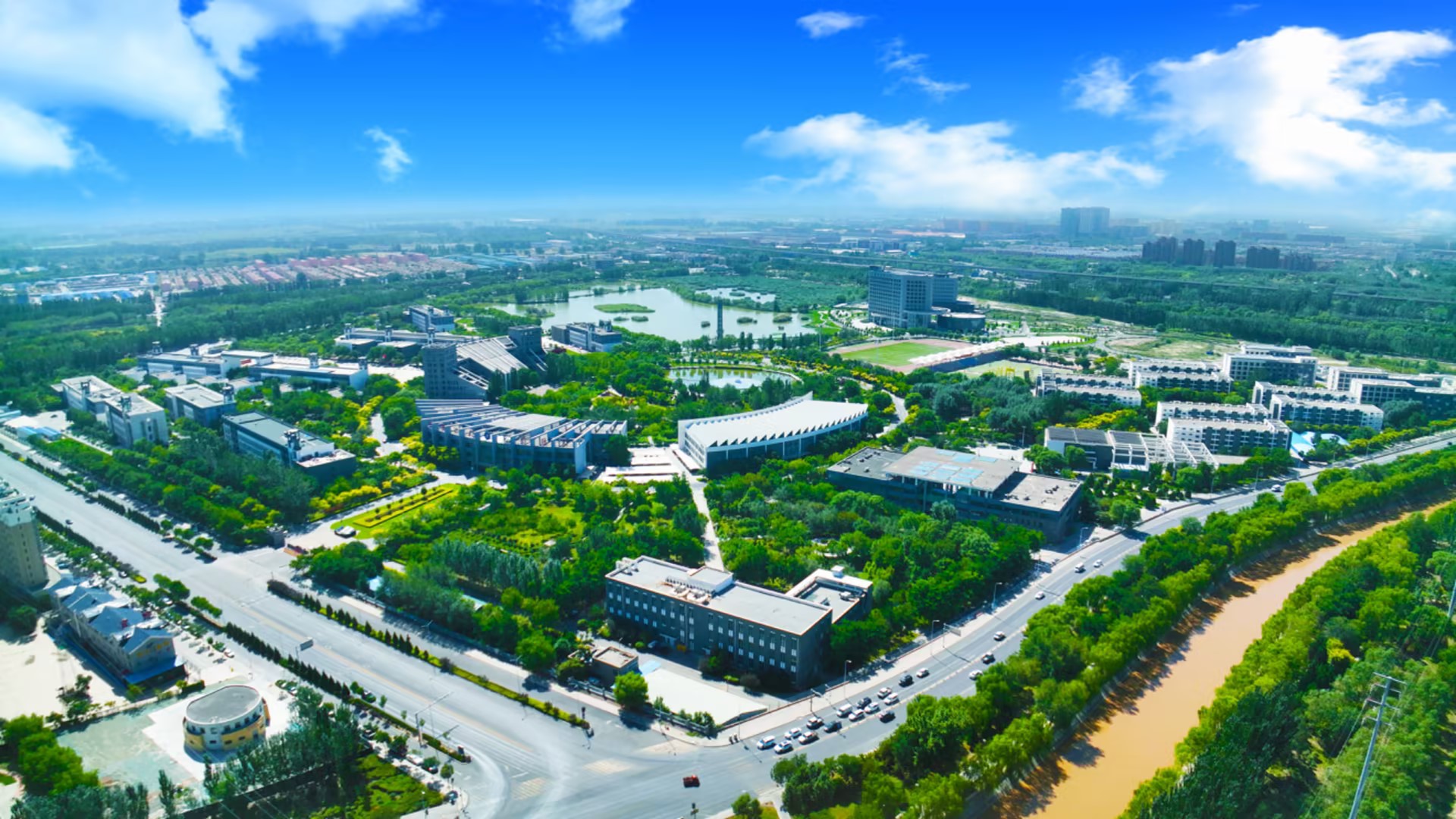 低氣味dmaee二甲氨基乙氧基乙醇的開發(fā)，改善生產(chǎn)環(huán)境并滿足環(huán)保法規(guī)要求。